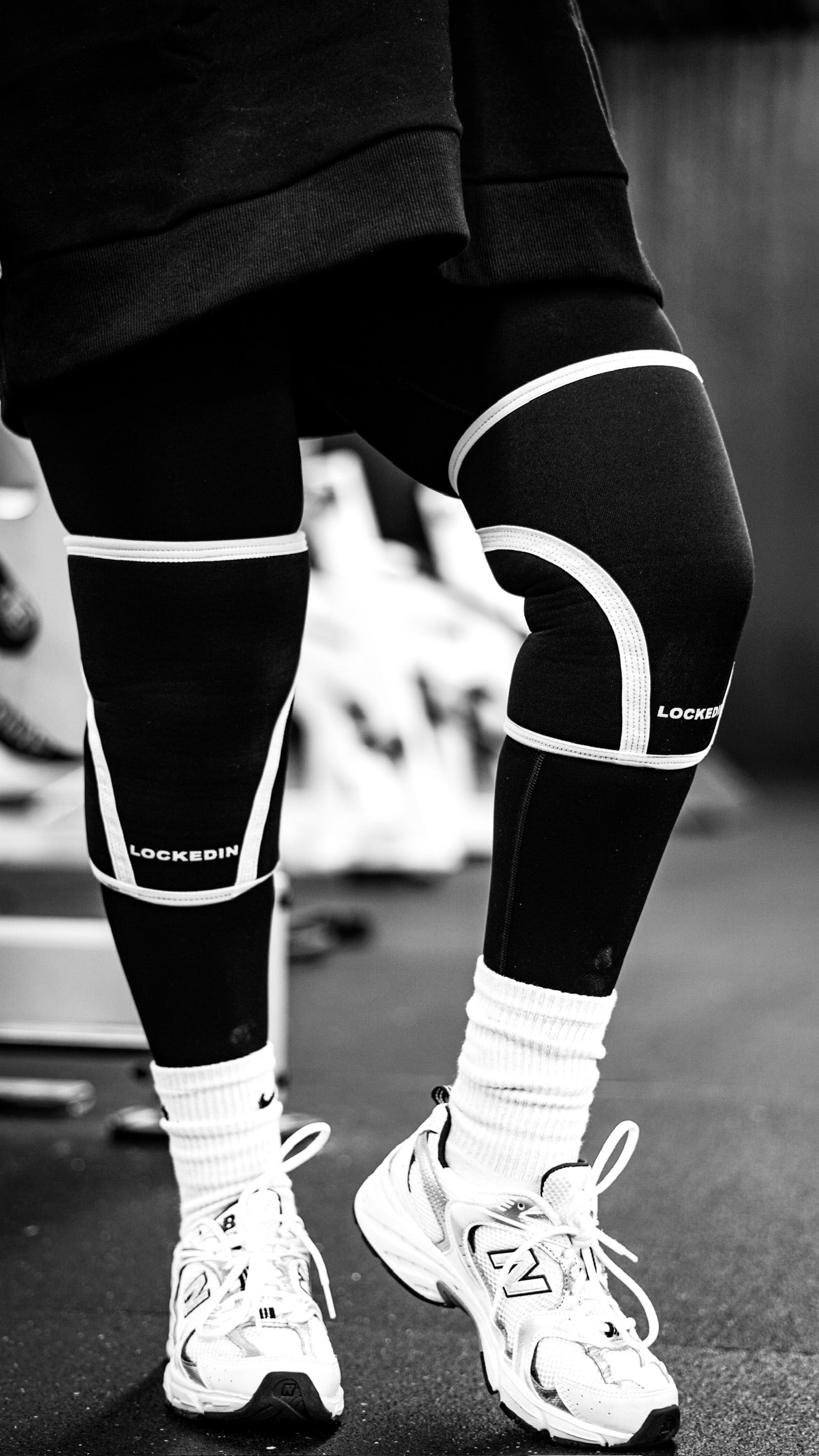 LM KNEE SLEEVES