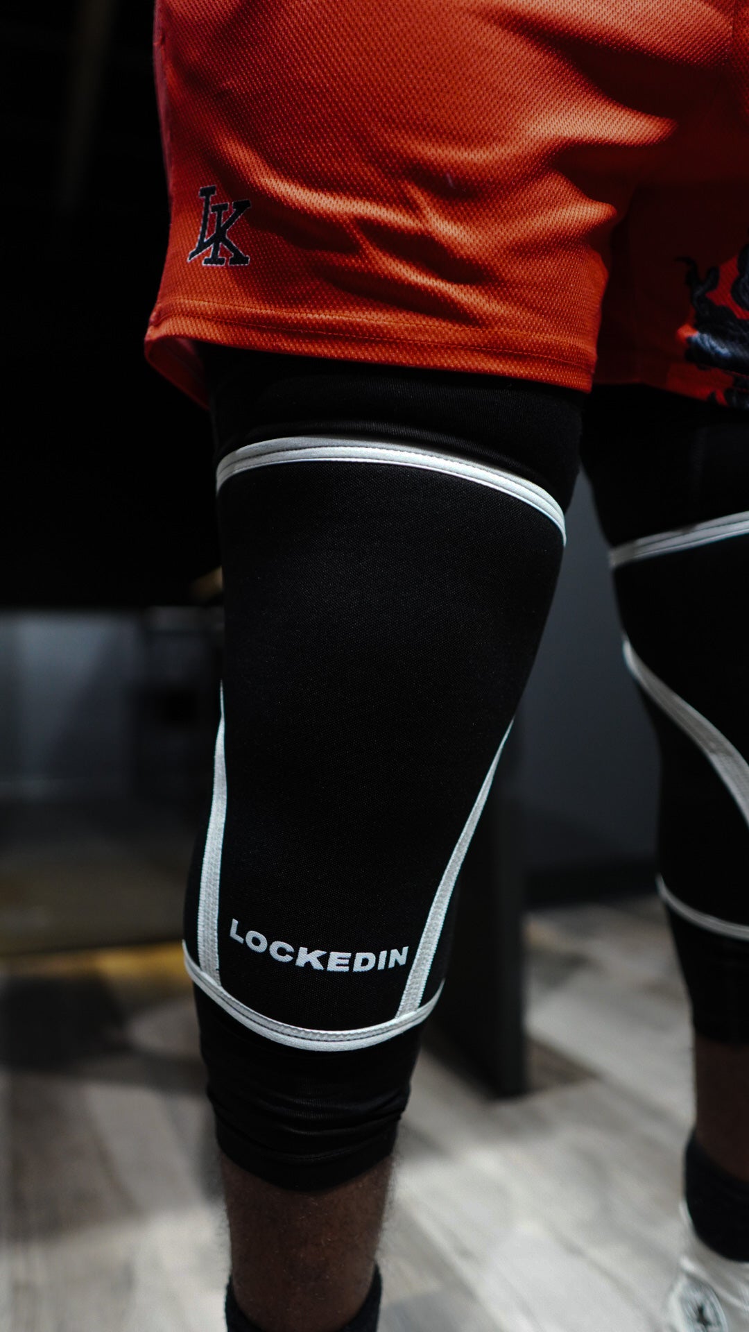 LM KNEE SLEEVES